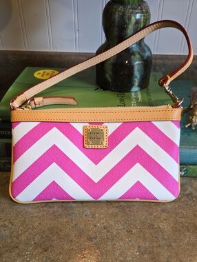 Dooney & Bourke Pink/Cream Wristlet